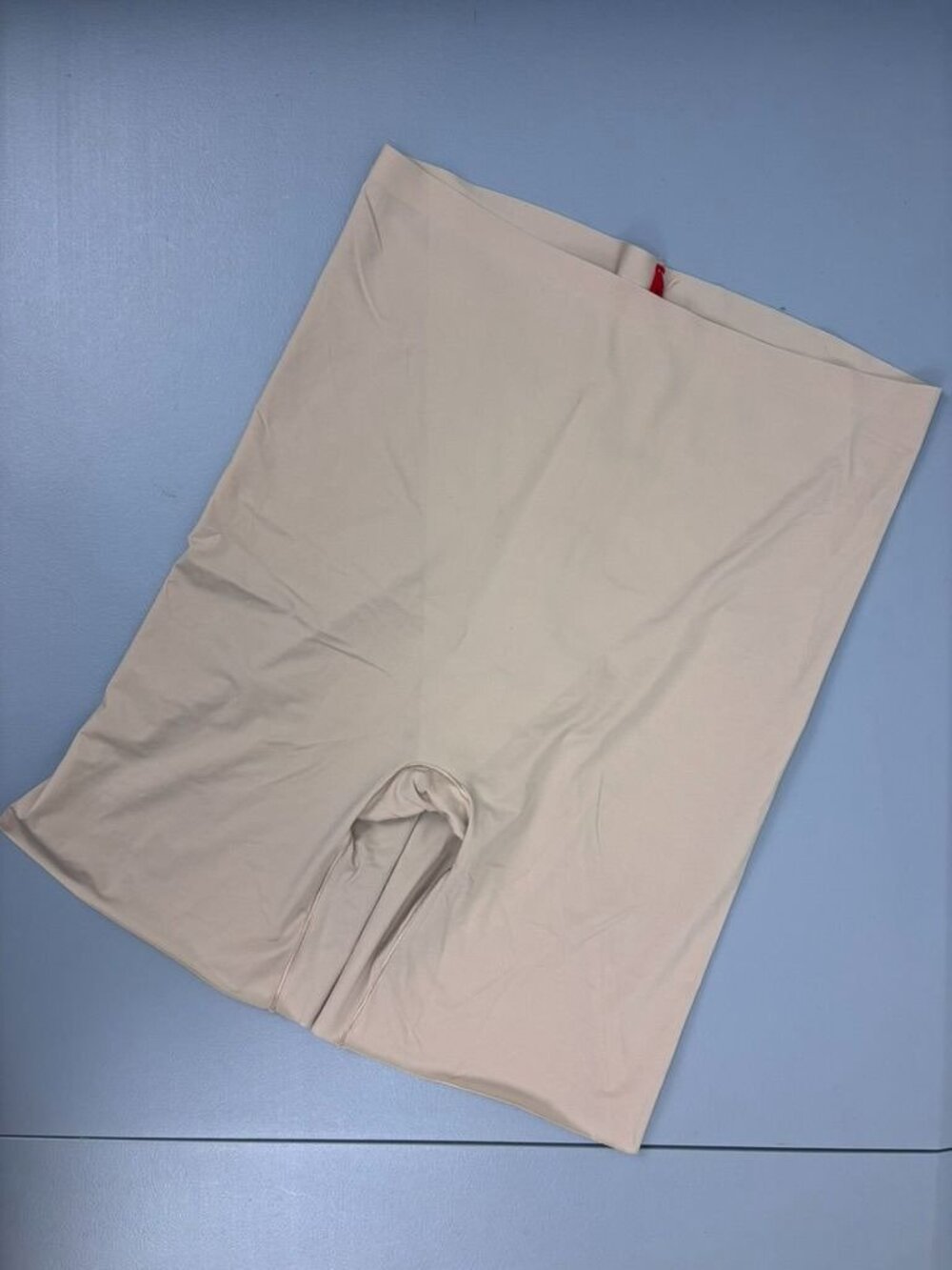 Spanx women's XL nude seamless high waisted smoothing shape wear shorts